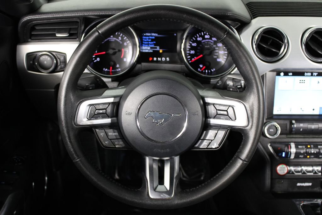 Used 2017 Ford Mustang GT Premium RWD image 7
