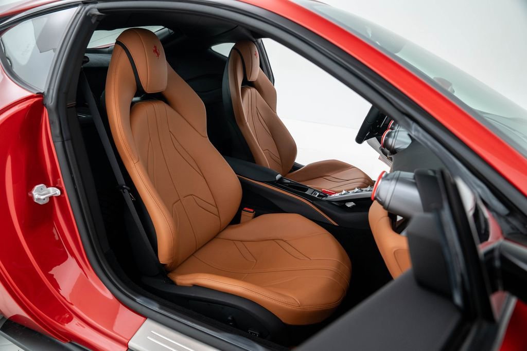 Used 2019 Ferrari 812 Superfast image 42