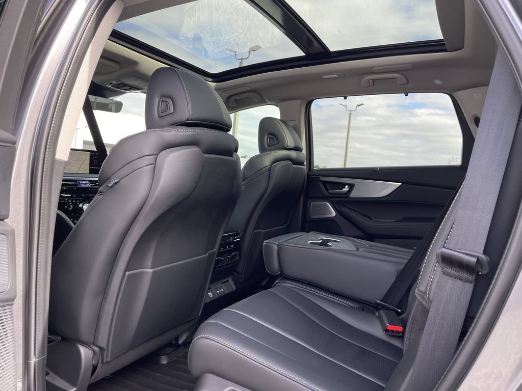 New 2026 Acura MDX w/ Technology Package FWD image 16