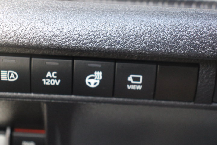 Certified 2024 Toyota Sienna Platinum FWD image 29