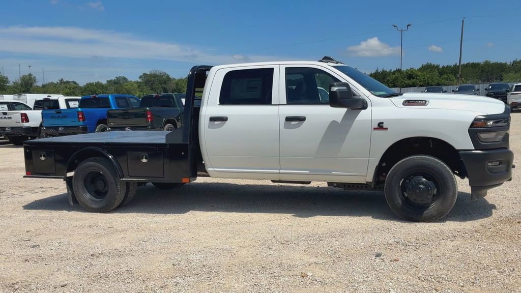 New 2026 RAM 3500 Tradesman AWD/4WD image 20