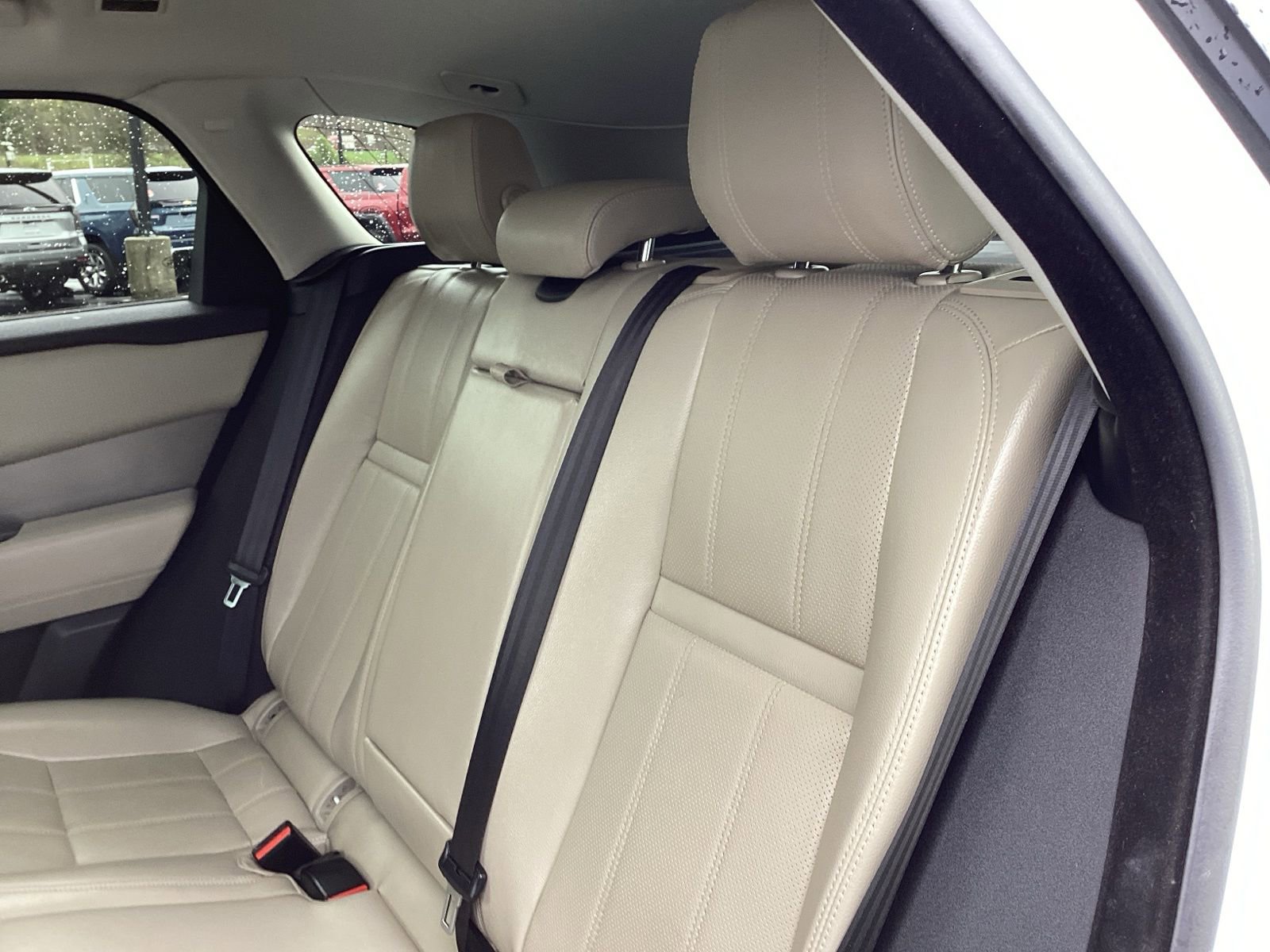 Used 2019 Land Rover Range Rover Velar S image 17