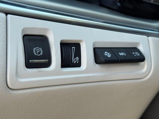 Used 2024 Cadillac XT5 Premium Luxury w/ Technology Package image 23