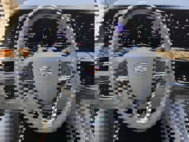 Certified 2022 Cadillac Escalade ESV Premium Luxury Platinum w/ Heavy-Duty Trailer Package image 15