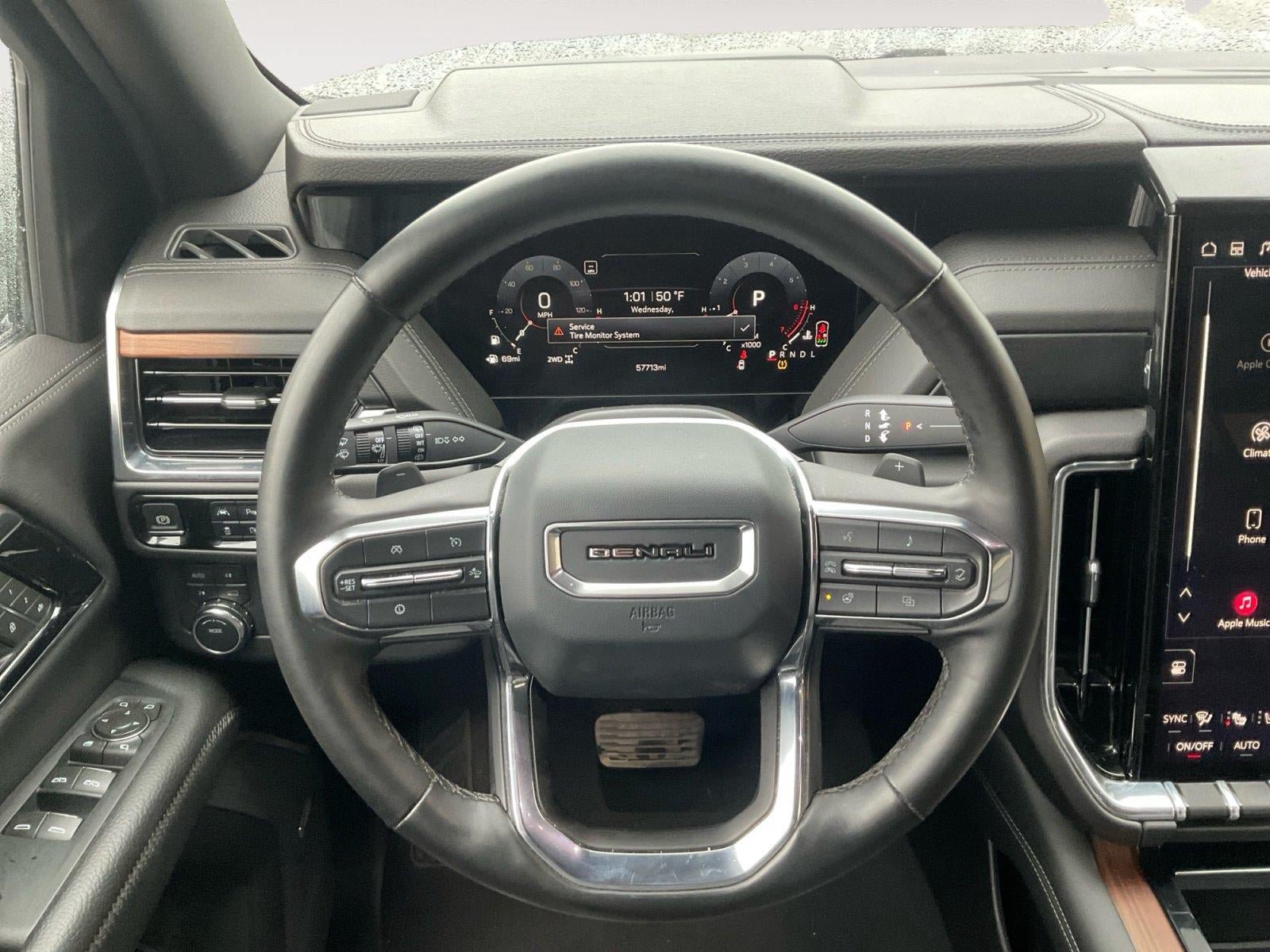 Certified 2025 GMC Yukon XL Denali AWD/4WD image 12