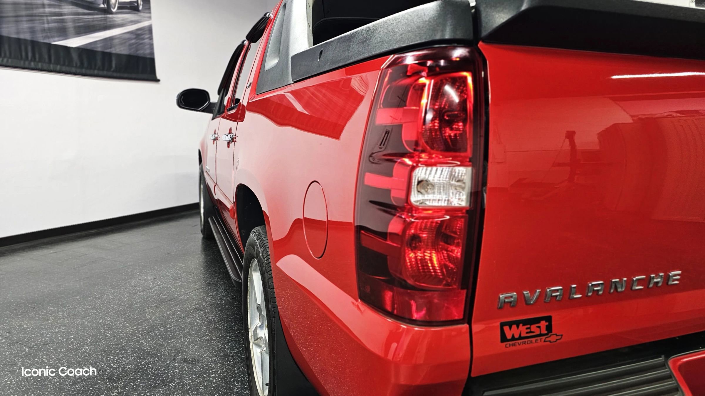 Used 2007 Chevrolet Avalanche LTZ w/ LTZ Preferred Equipment Group AWD/4WD image 28