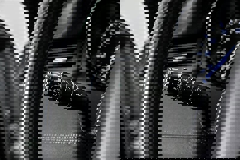 Used 2019 Land Rover Range Rover Evoque SE Premium AWD/4WD image 27