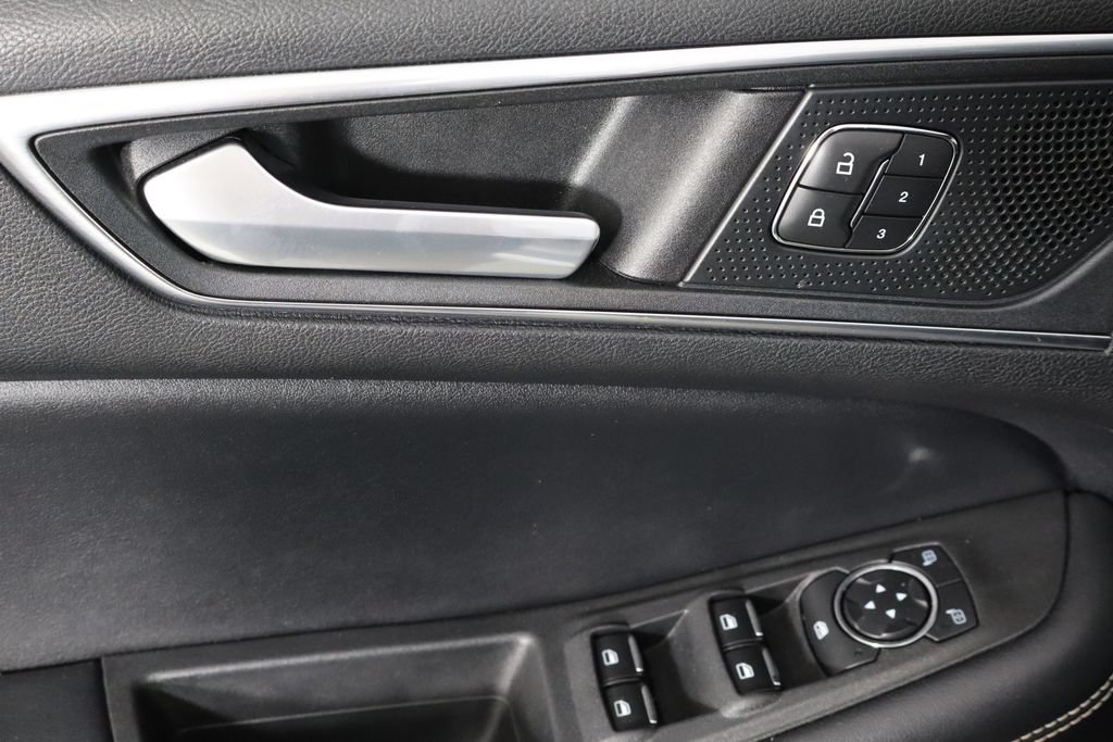 Used 2021 Ford Edge ST AWD/4WD image 20