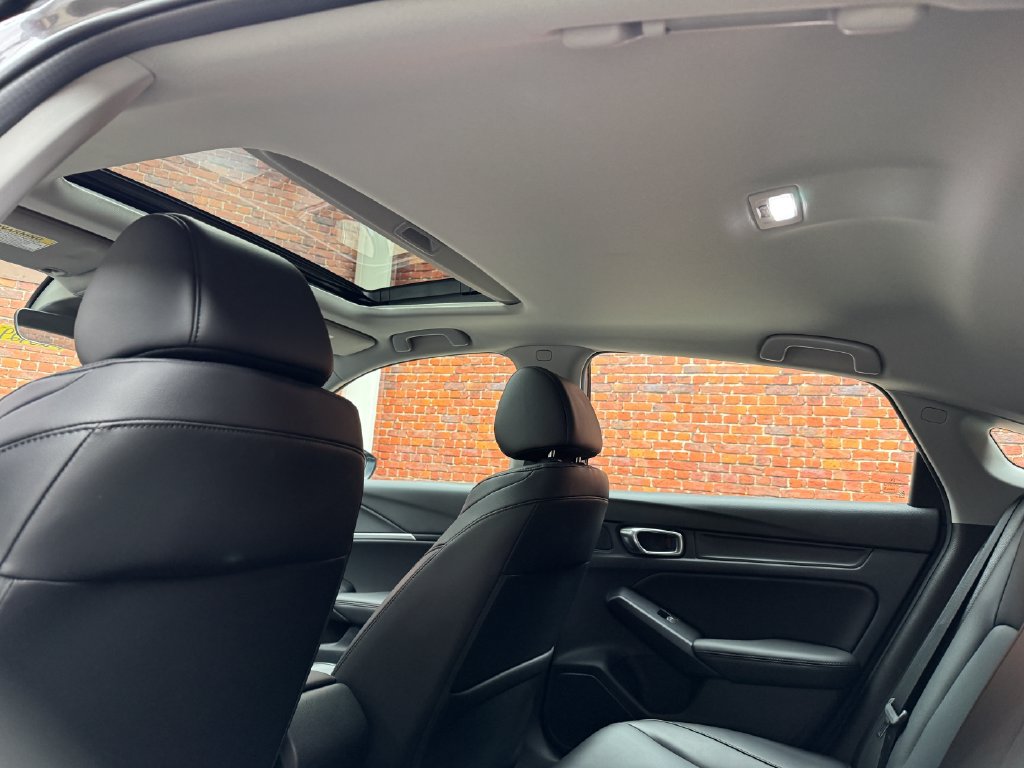 Used 2025 Acura Integra FWD image 3