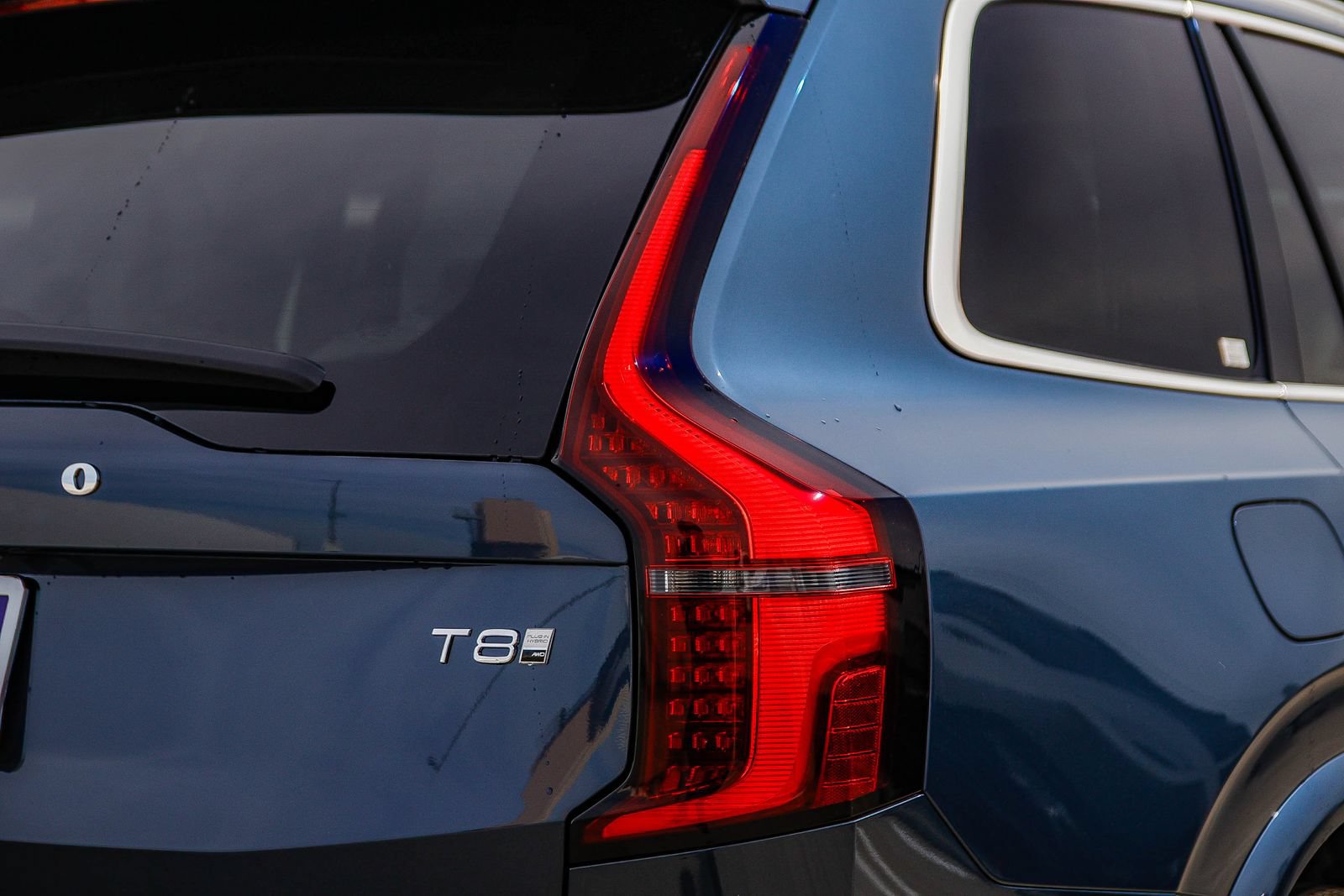 New 2026 Volvo XC90 T8 Ultra w/ Protection Package Premier AWD/4WD image 7
