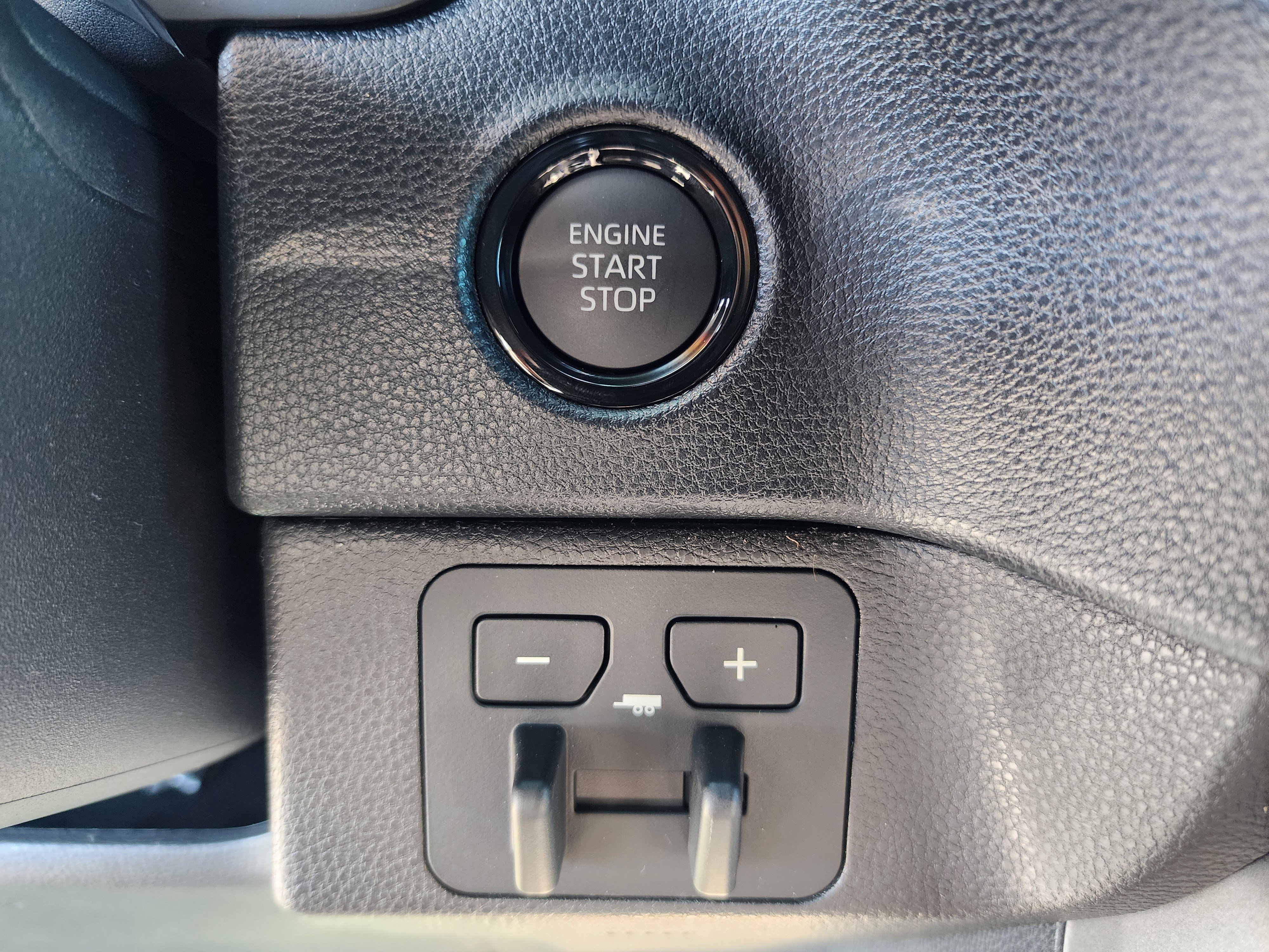 Used 2026 Toyota Tundra SR5 w/ SR5 Convenience Package image 33