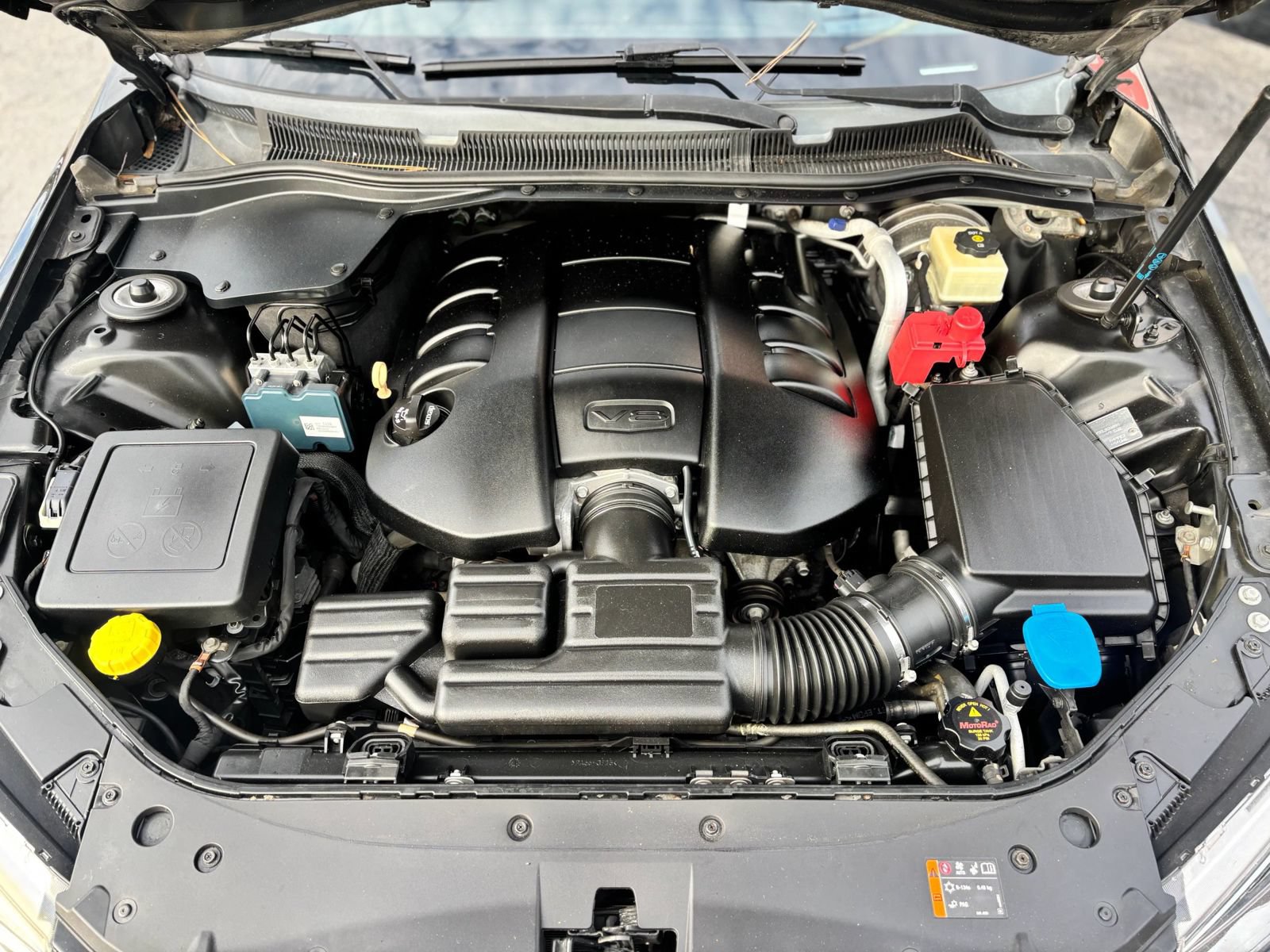 Used 2014 Chevrolet SS RWD image 9