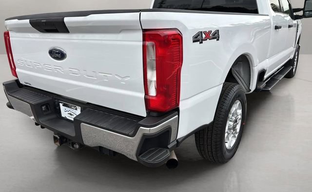 Used 2025 Ford F250 XLT image 34