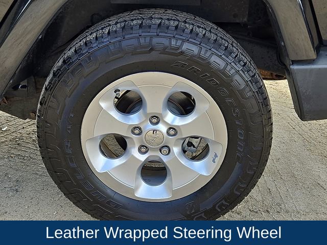 Used 2011 Jeep Wrangler Sahara w/ Dual Top Group image 13