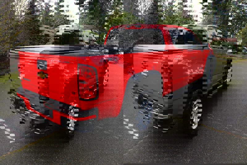 Used 2016 Chevrolet Colorado LT w/ LT Convenience Package AWD/4WD image 3