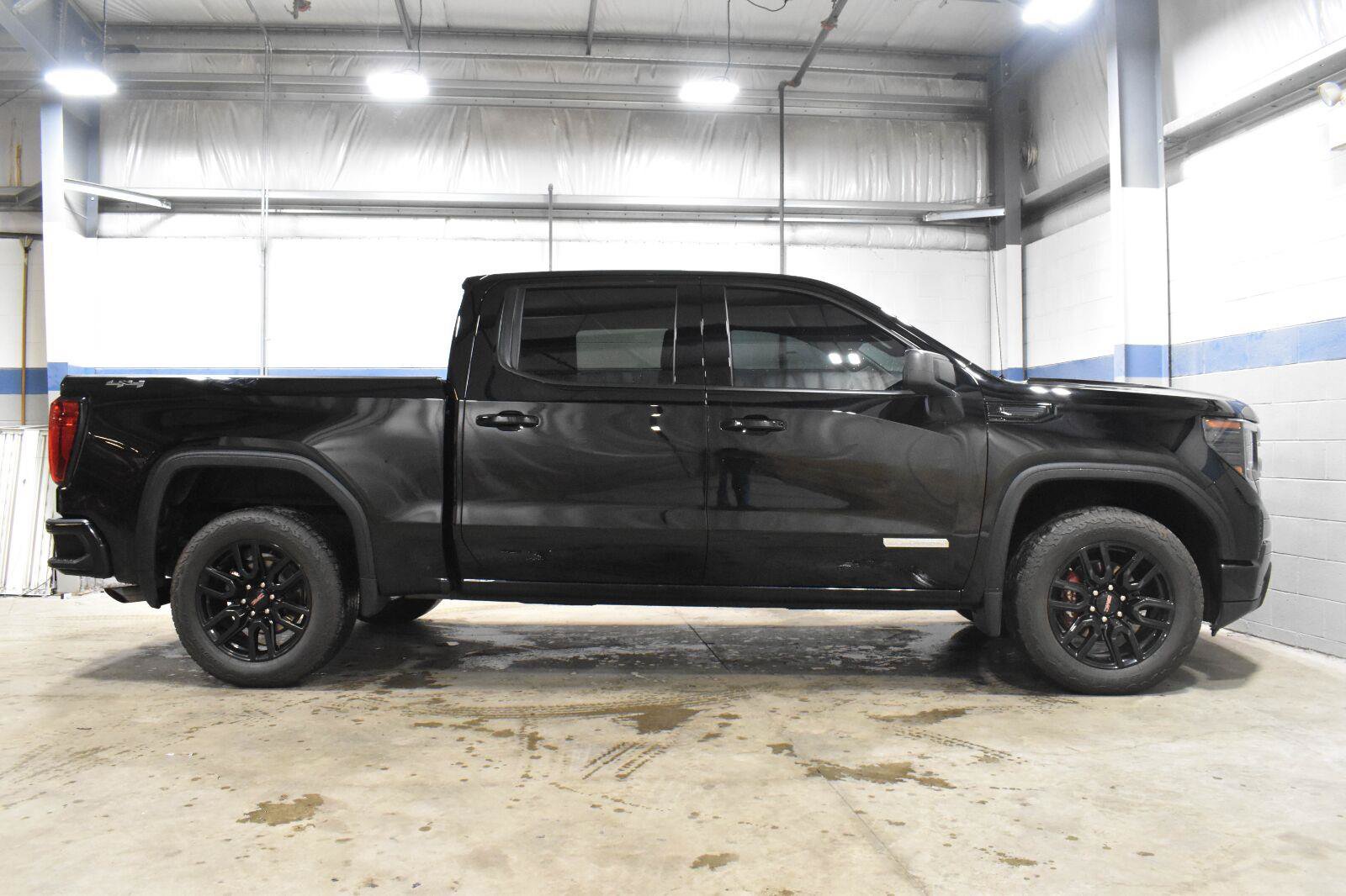 Used 2024 GMC Sierra 1500 Elevation AWD/4WD image 25