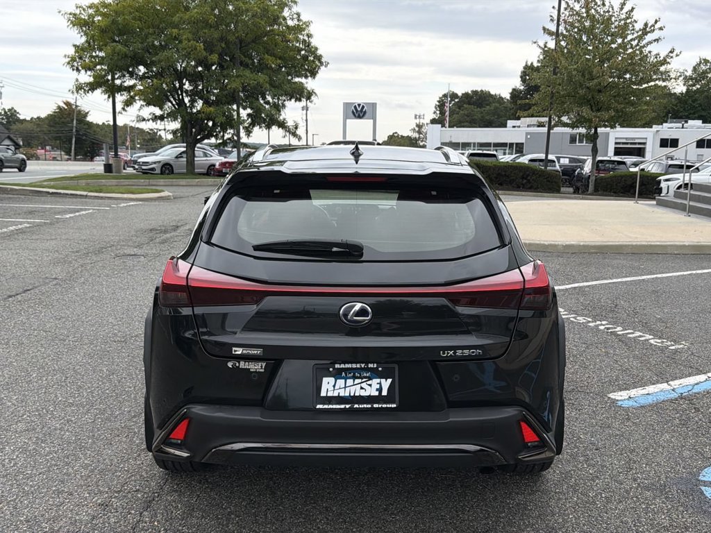 Used 2019 Lexus UX 250h F Sport w/ F Sport Premium Package AWD/4WD image 26
