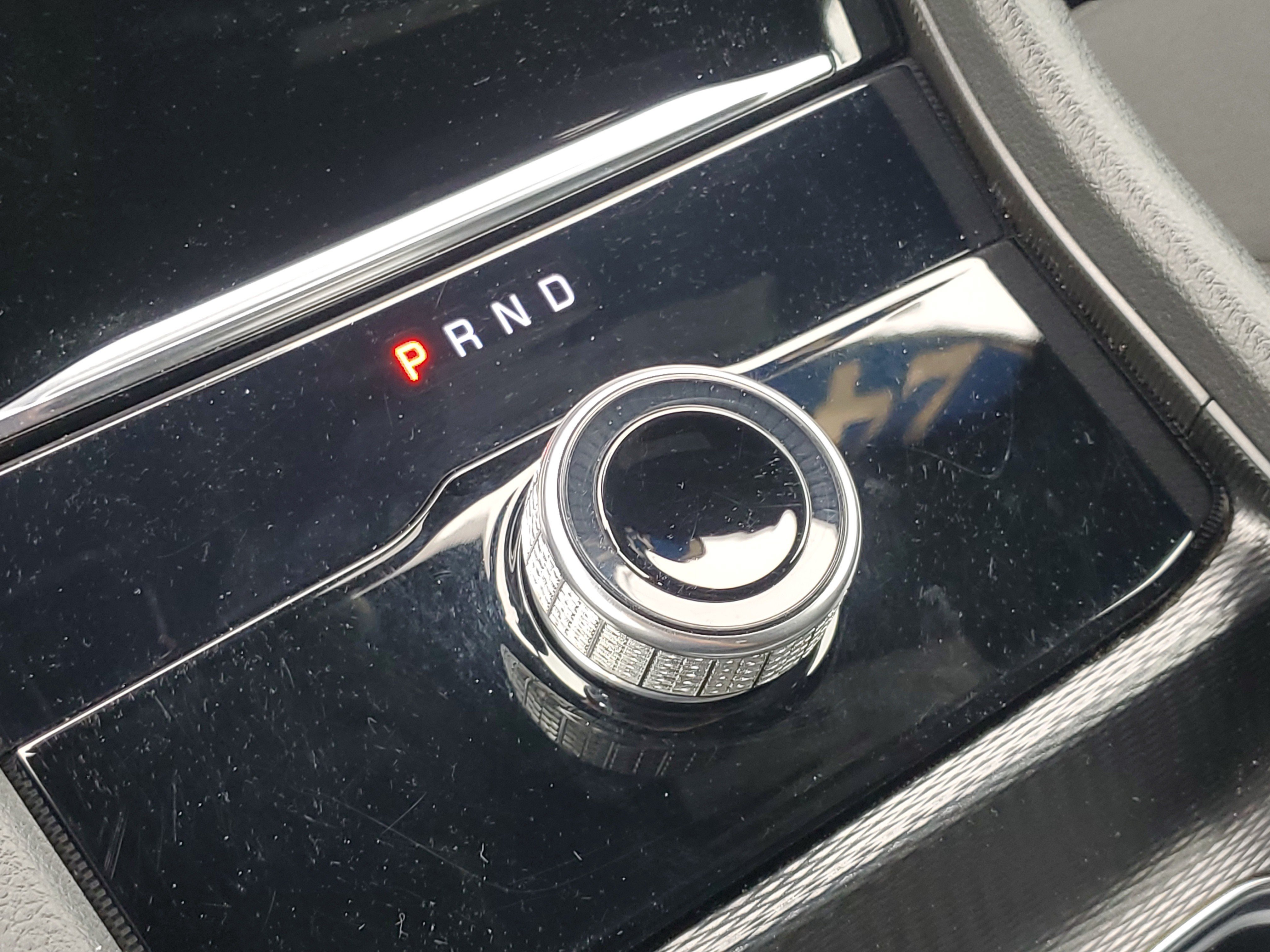 Used 2024 Jeep Grand Cherokee L Laredo RWD image 29