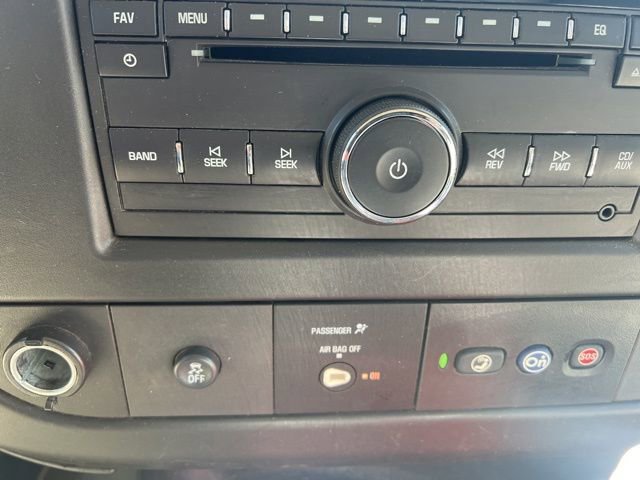 Used 2019 Chevrolet Express 3500 w/ Power Convenience Package RWD image 23