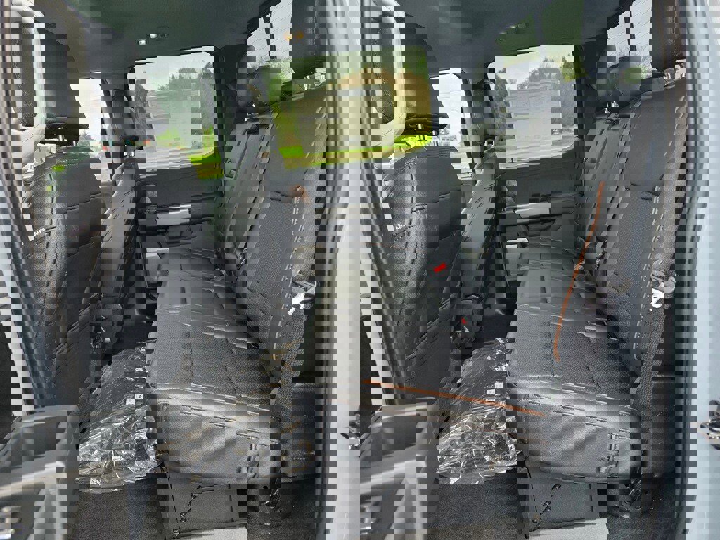 New 2026 Ford F350 Lariat w/ Chrome Package image 6