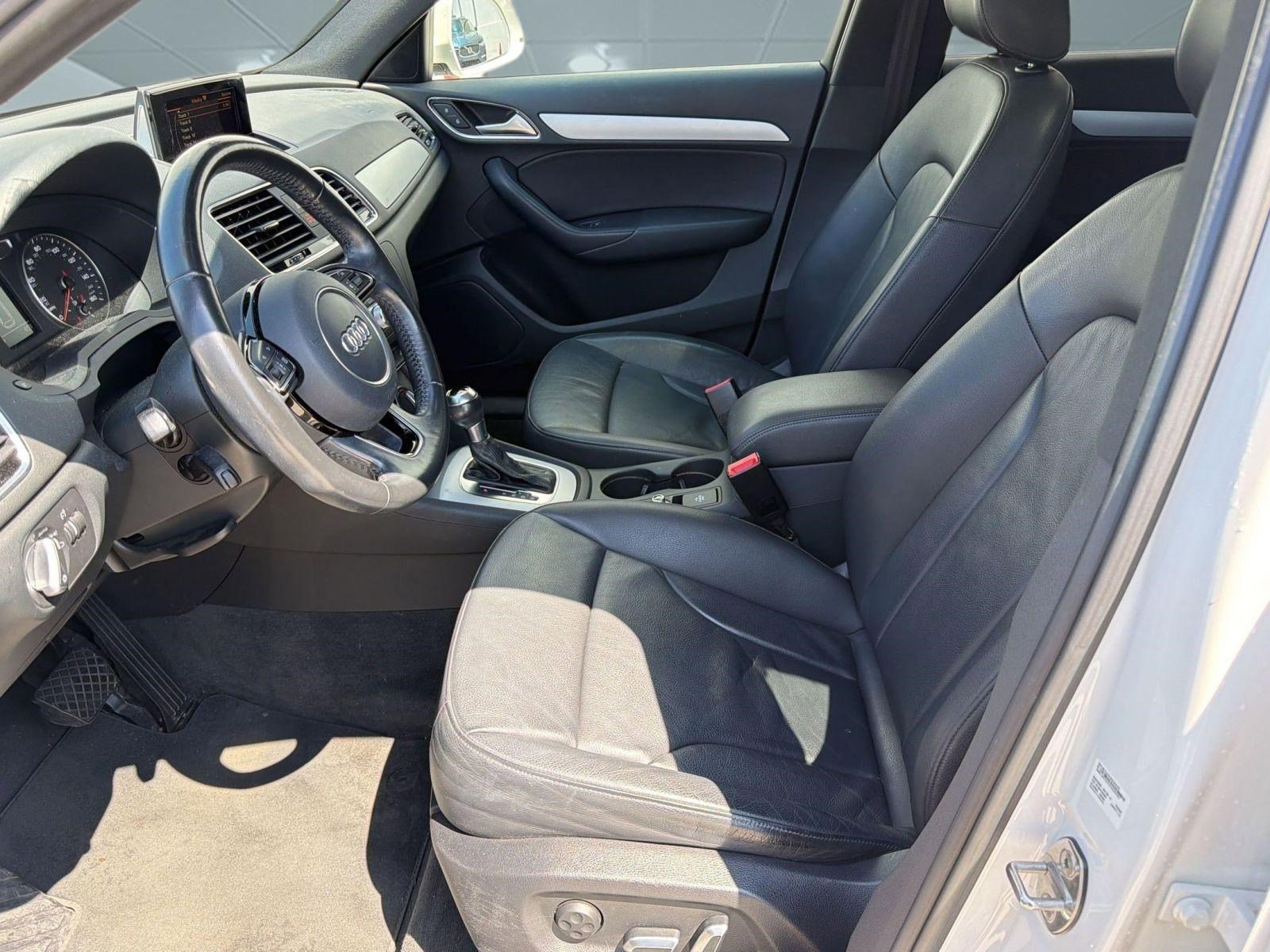 Used 2017 Audi Q3 2.0T Premium w/ Convenience Package FWD image 5