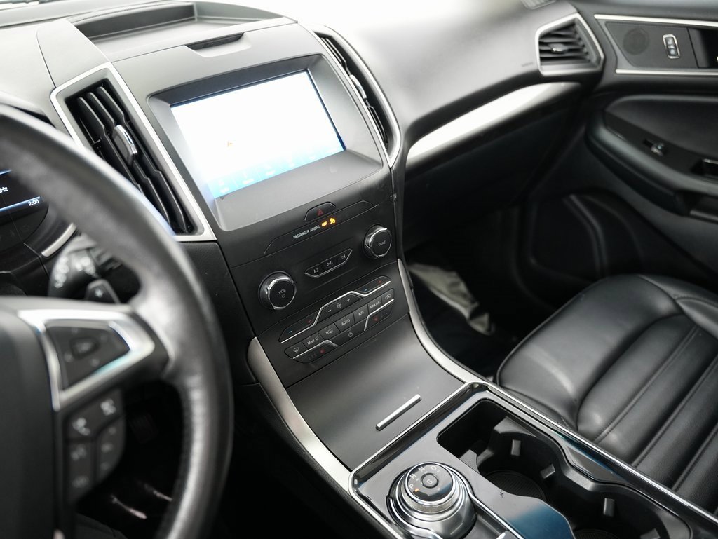 Used 2020 Ford Edge SEL w/ Convenience Package image 18