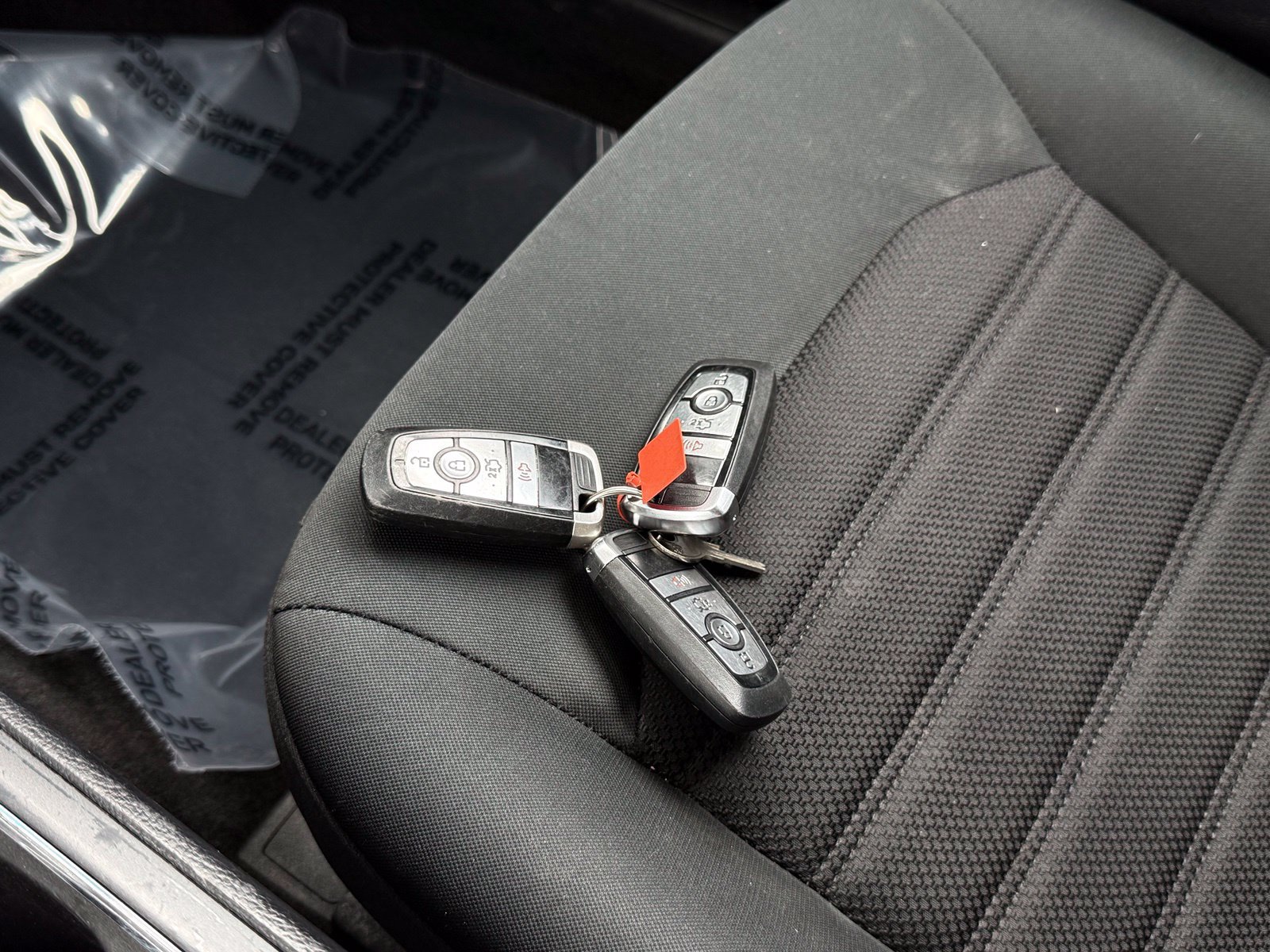 Used 2020 Ford Fusion SE FWD image 35