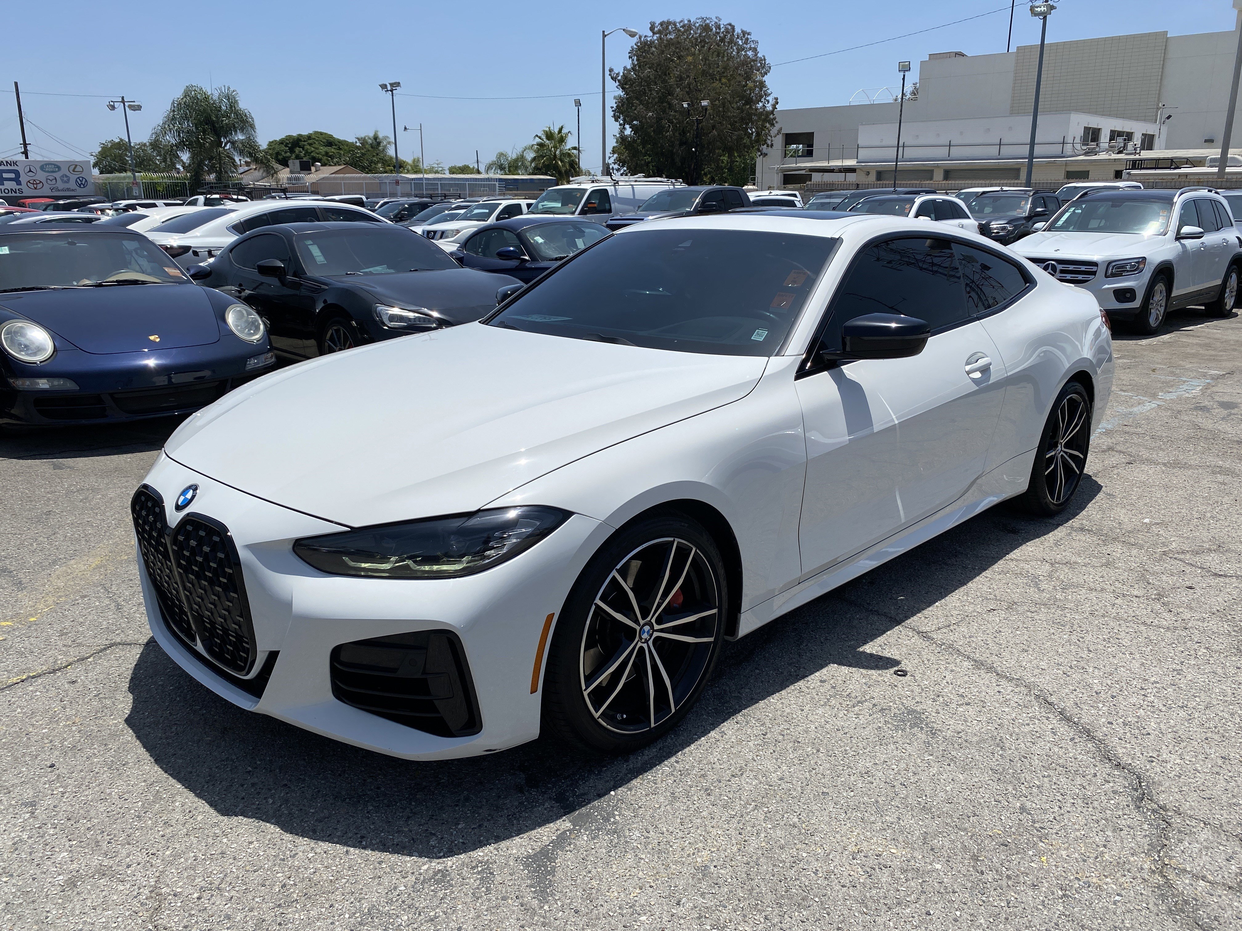 Used 2022 BMW 440i xDrive Coupe w/ Premium Package AWD/4WD image 2