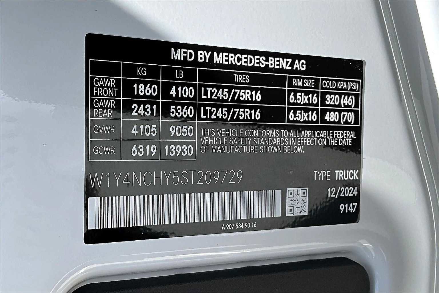 New 2025 Mercedes-Benz Sprinter 2500 image 21