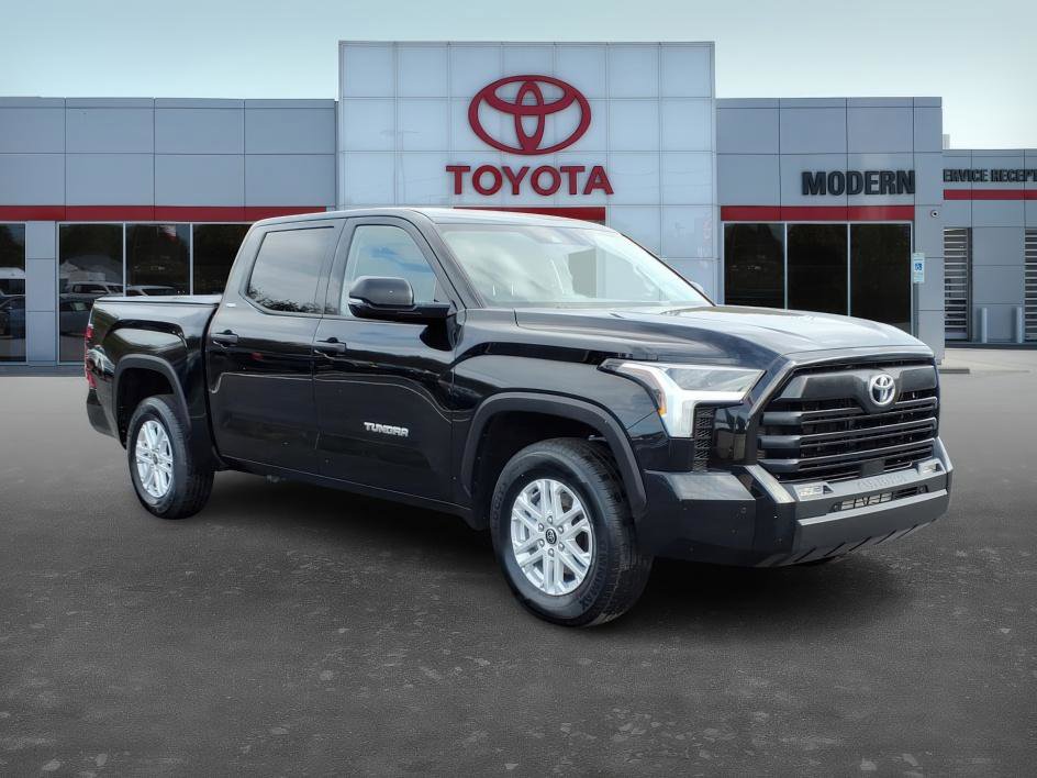 Used 2022 Toyota Tundra SR5 image 3