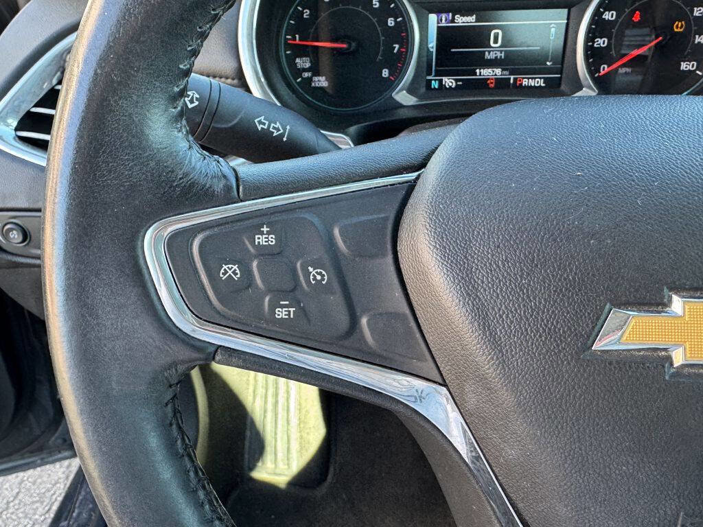 Used 2017 Chevrolet Malibu LT w/ Leather Package image 14