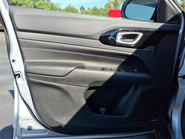 New 2026 Jeep Compass Limited image 14