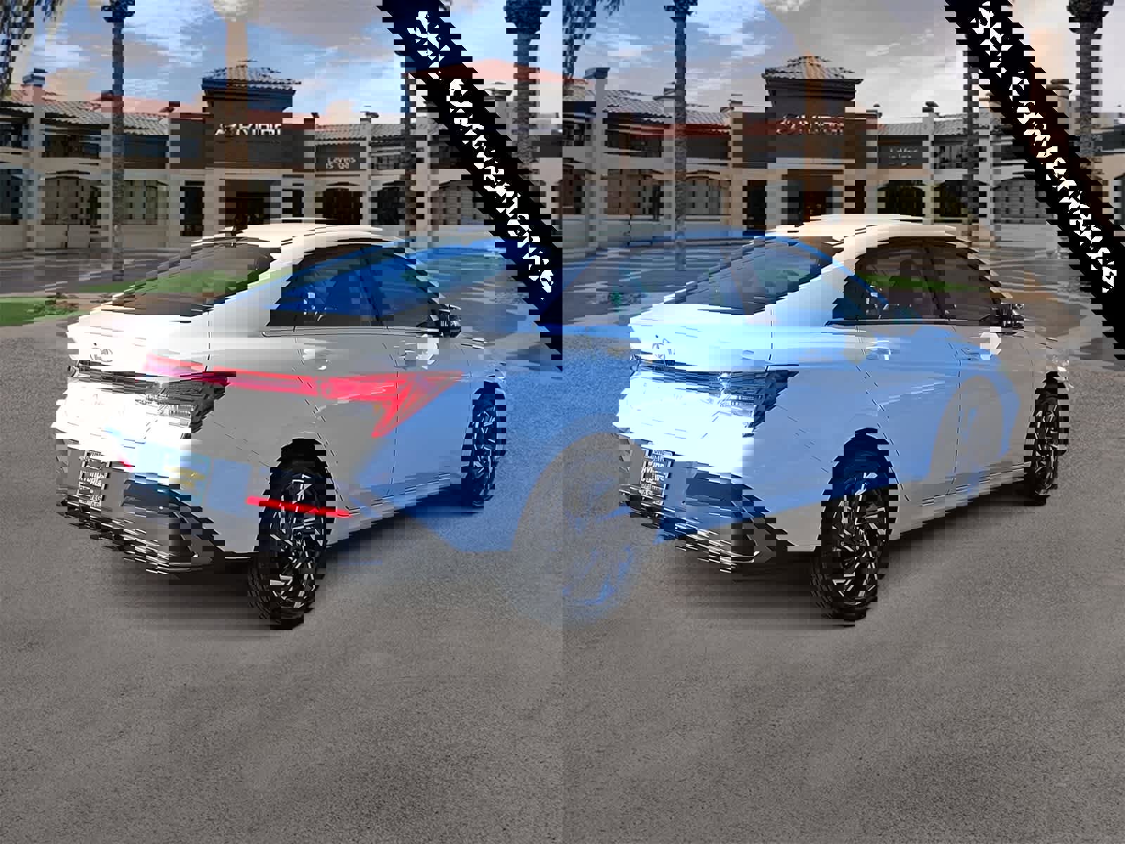 Used 2025 Hyundai Elantra SEL image 8