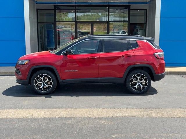 Used 2025 Jeep Compass Limited AWD/4WD image 1