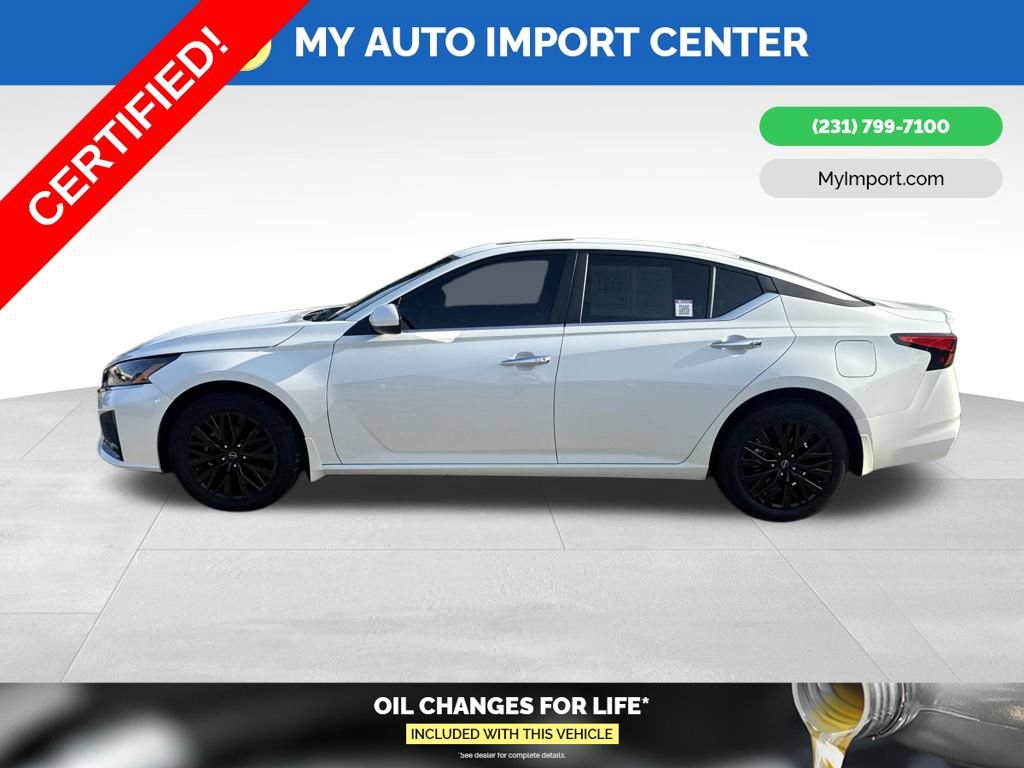 Certified 2025 Nissan Altima 2.5 SV w/ SV Special Edition Package AWD/4WD image 4