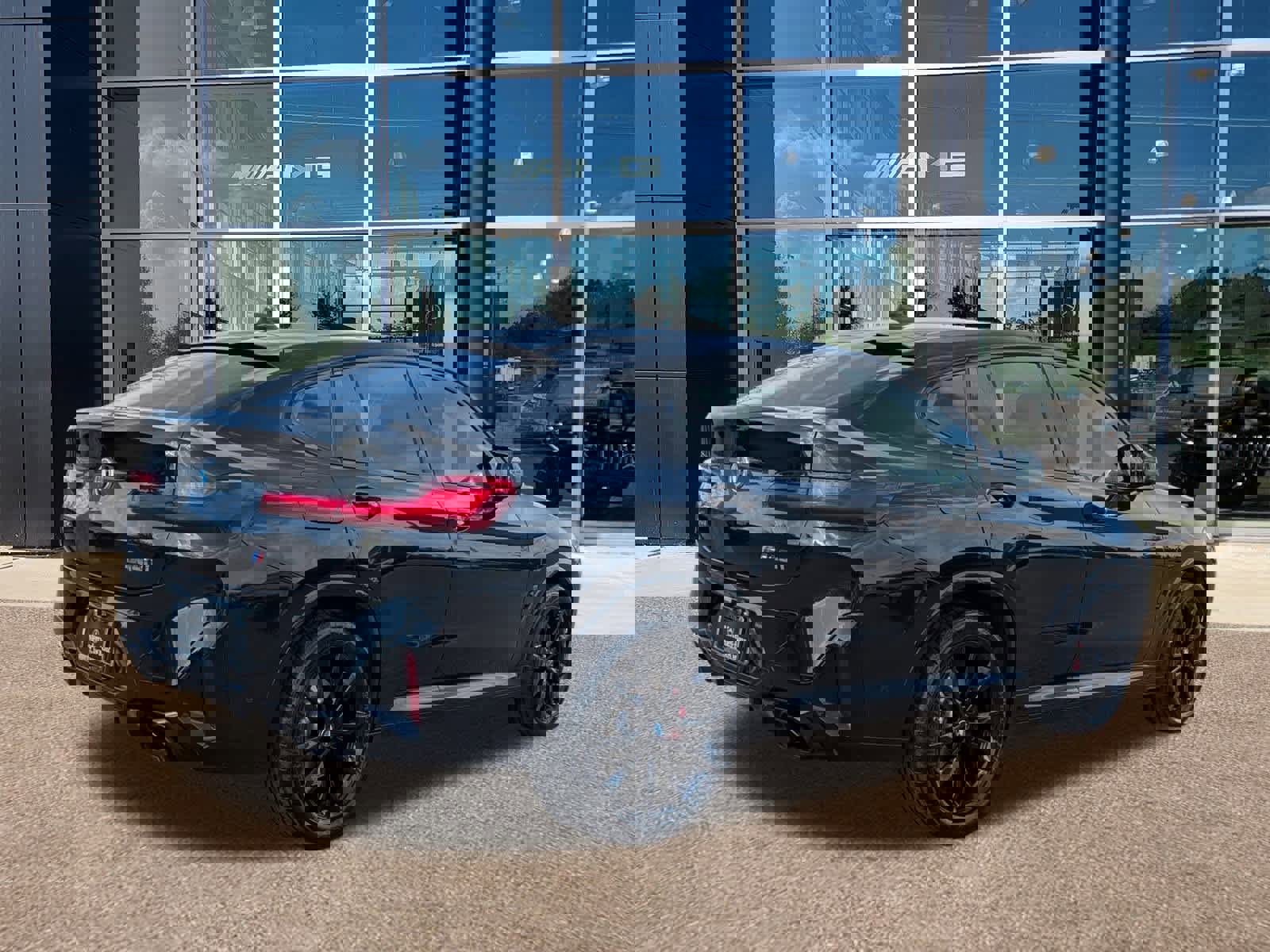 Used 2022 BMW X4 M40i image 5