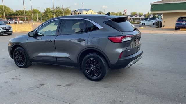 Used 2021 Ford Escape SE w/ Convenience Package AWD/4WD image 6