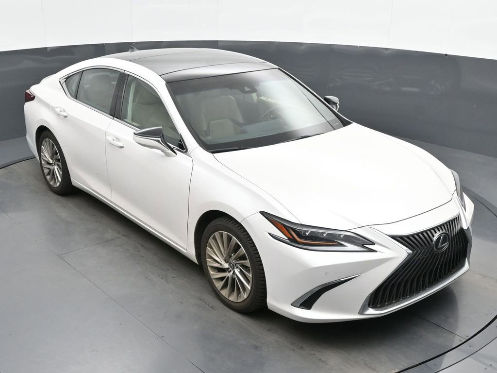 Used 2021 Lexus ES 350 Ultra Luxury w/ Accessory Package 2 image 42