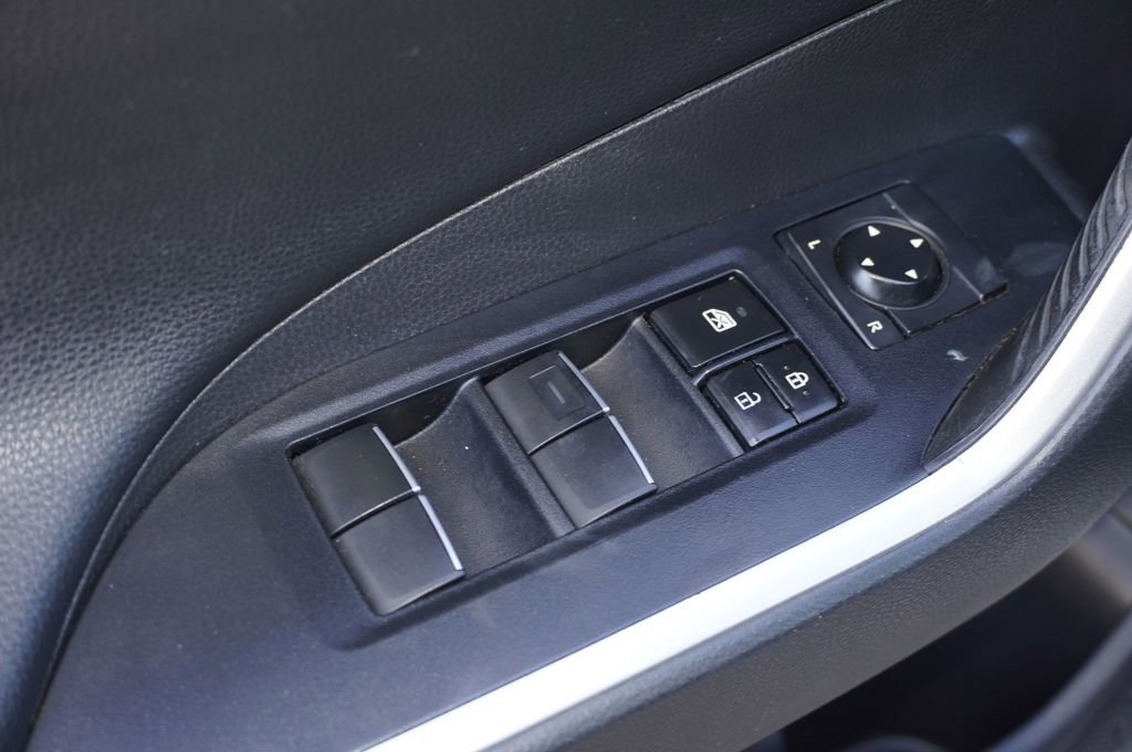 Used 2019 Toyota RAV4 Limited w/ Carpet Mat Package AWD/4WD image 14
