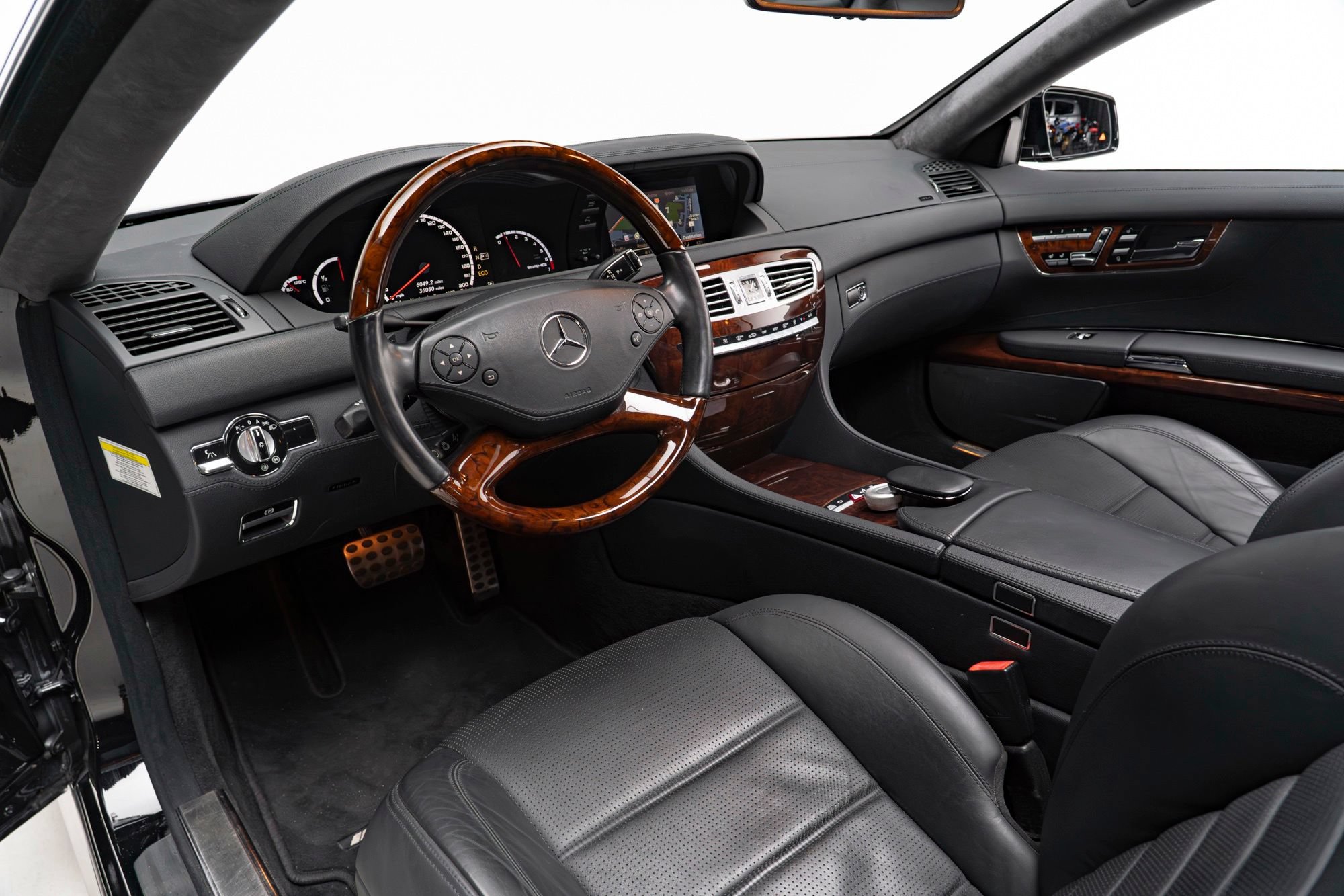 Used 2012 Mercedes-Benz CL 63 AMG image 12