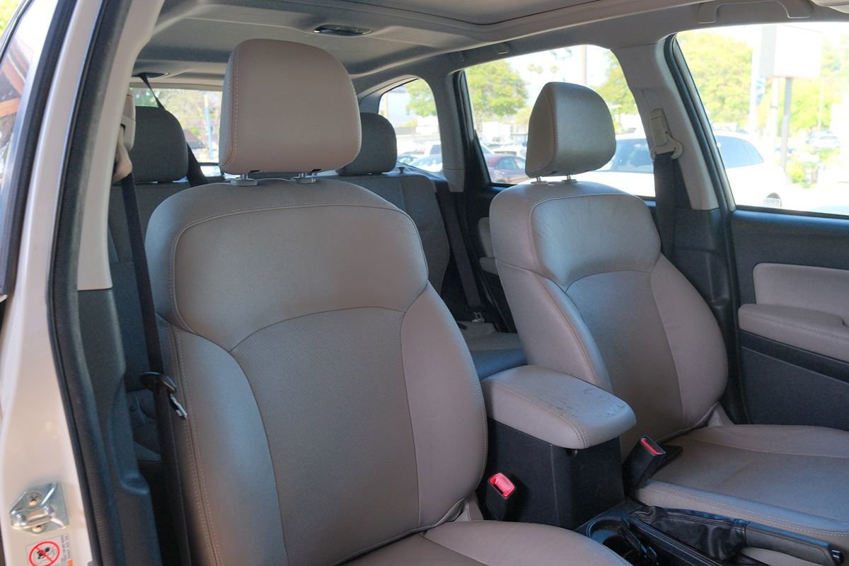 Used 2016 Subaru Forester 2.5i Limited w/ Popular Package #2 AWD/4WD image 26