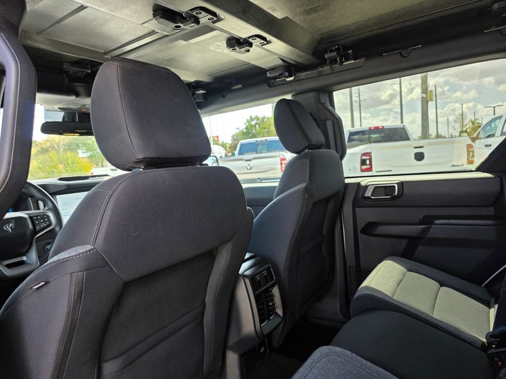 Used 2025 Ford Bronco Big Bend image 19