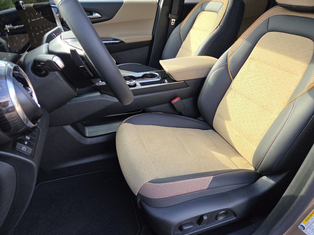 New 2027 Chevrolet Equinox ACTIV AWD/4WD image 31