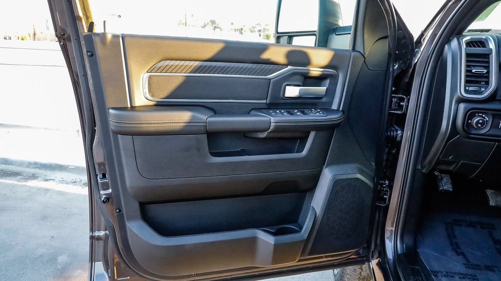 New 2026 RAM 2500 Big Horn AWD/4WD image 24