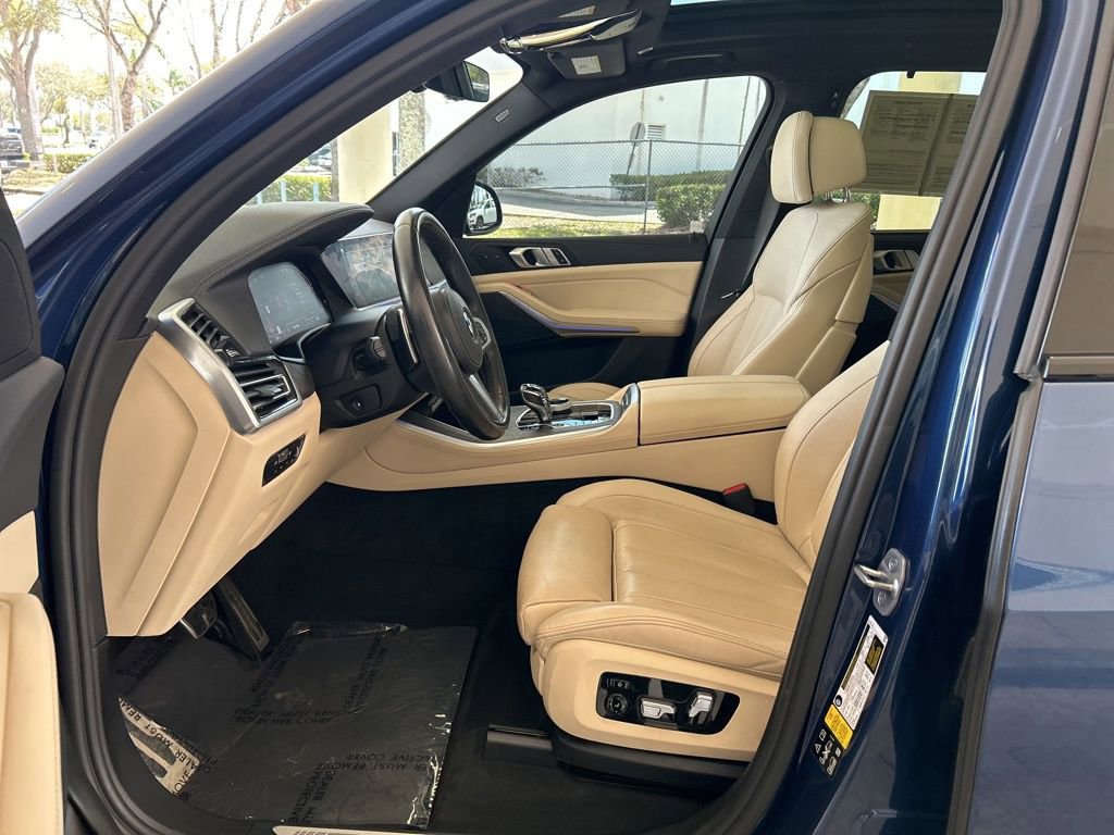 Used 2022 BMW X5 xDrive40i w/ M Sport Package image 5