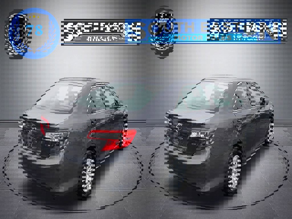 Used 2012 Toyota Camry LE image 6