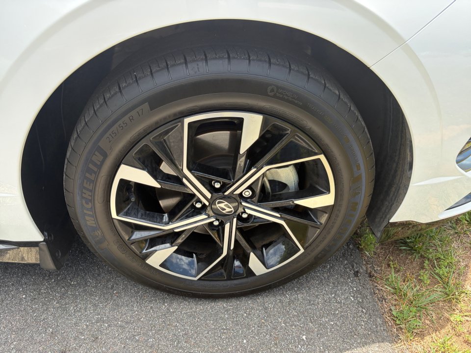 Used 2024 Hyundai Sonata SEL FWD image 29