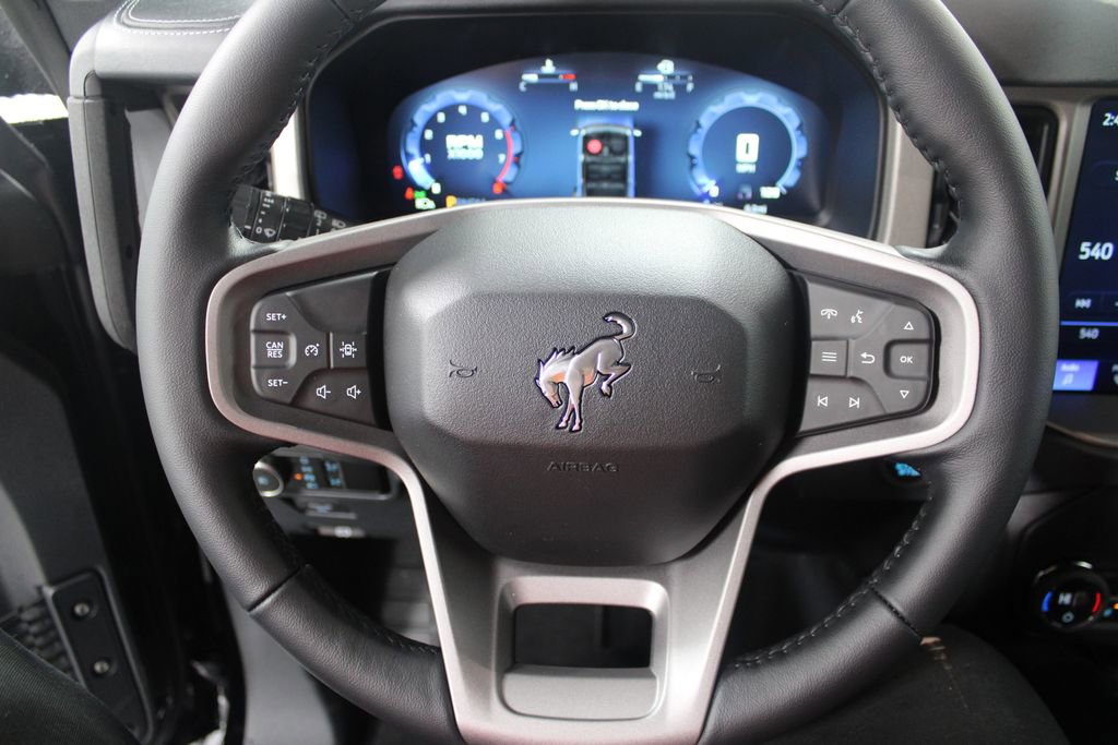 New 2025 Ford Bronco Outer Banks image 35