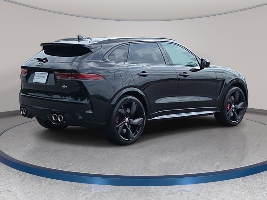 Certified 2022 Jaguar F-PACE SVR AWD/4WD image 5