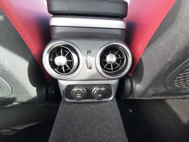 Used 2021 Kia Stinger GT1 image 25